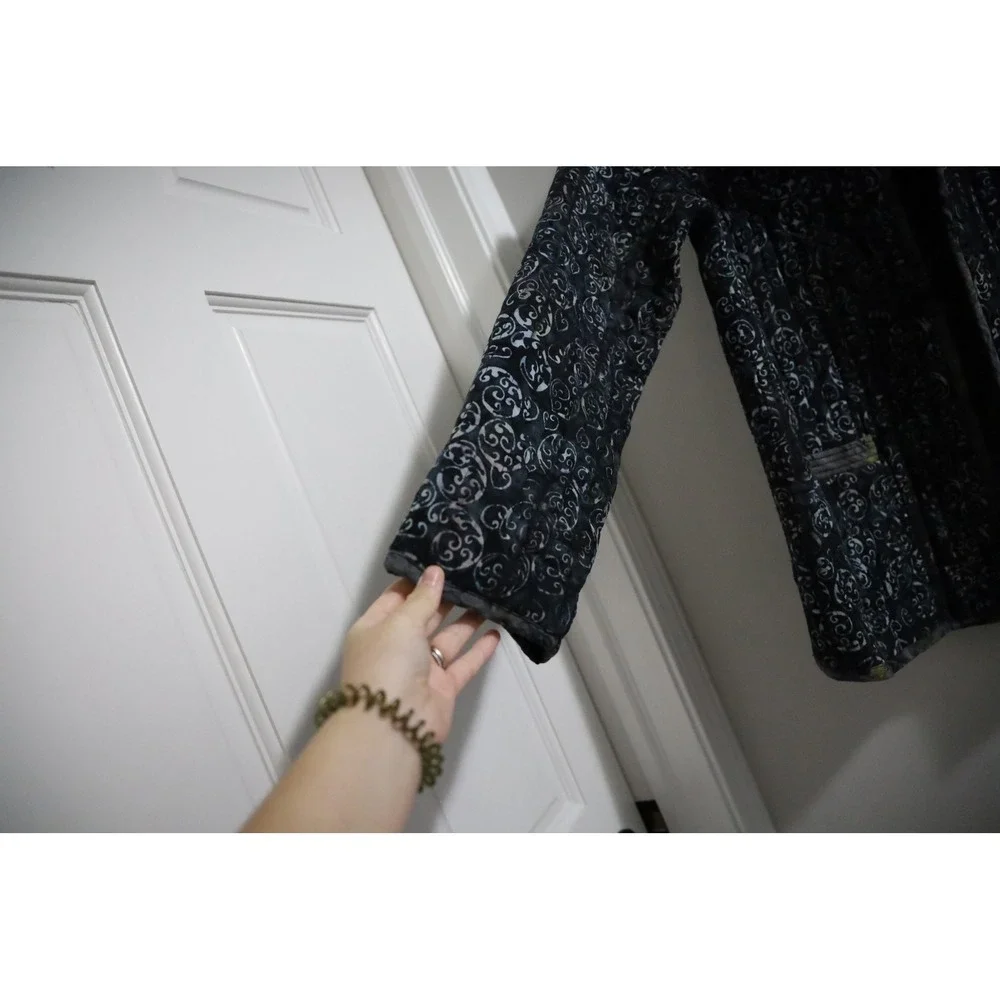 Frivo Lous‎ Jacket Medium Blue Black Swirl Velvet Quilted Asian Bohemian Coat